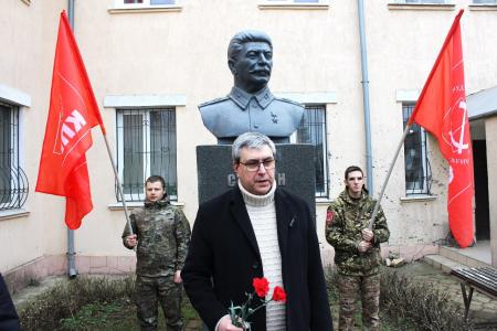 Луганский актив КПРФ отметил 146-ю годовщину со дня рождения Иосифа Сталина