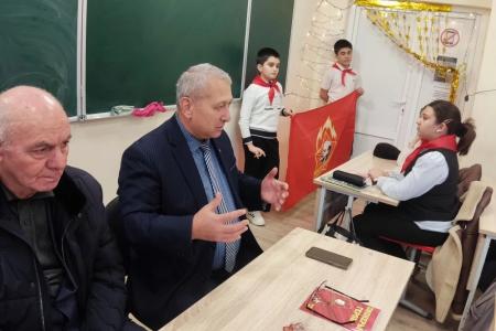 Кабардино-Балкария. В общеобразовательной школе №2 города Нарткалы создан пионерский отряд