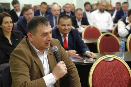 Дмитрий Новиков и Казбек Тайсаев напутствовали выпускников Центра политической учёбы ЦК КПРФ