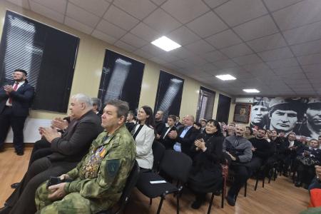 В Луганске с рабочим визитом: делегация КПРФ во главе с Казбеком Тайсаевым провела серию встреч накануне Нового года