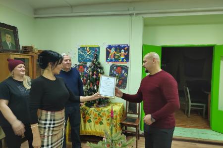 Мария Прусакова поздравила с Новым годом создателей патриотического видеоролика из села Мамонтово