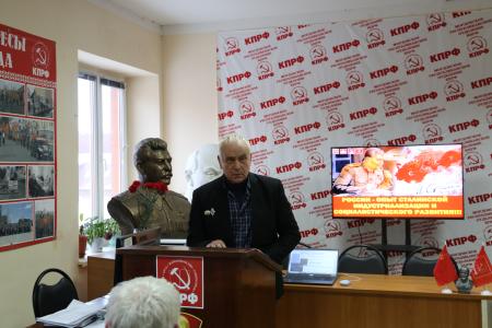 Мордовия. Коммунисты Саранска отметили 146-ю годовщину со Дня рождения И.В. Сталина