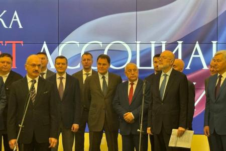 Николай Харитонов: Основы российской государственности защищены силой права и юридической мысли!