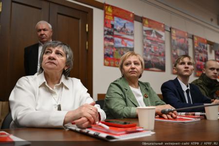 Г. А. Зюганов встретился в Госдуме с делегацией из Костромской области