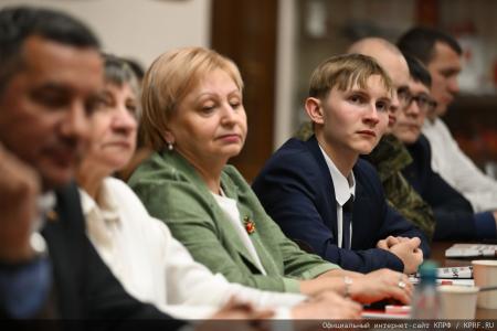 Г. А. Зюганов встретился в Госдуме с делегацией из Костромской области