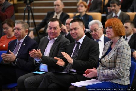 Комитет Госдумы по аграрным вопросам под руководством В.И. Кашина провел слушания на тему: «Совершенствование законодательства по развитию сельскохозяйственной кооперации»