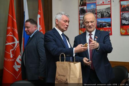 Г. А. Зюганов встретился в Госдуме с делегацией из Костромской области