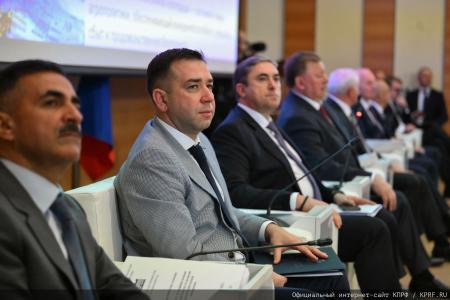 Комитет Госдумы по аграрным вопросам под руководством В.И. Кашина провел слушания на тему: «Совершенствование законодательства по развитию сельскохозяйственной кооперации»