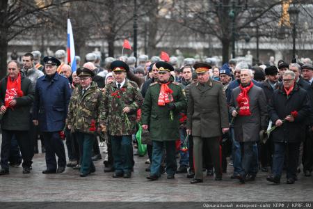 Коммунисты отметили годовщину начала контрнаступления советских войск под Москвой