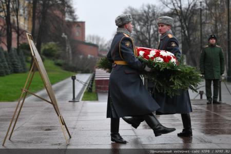 Коммунисты отметили годовщину начала контрнаступления советских войск под Москвой
