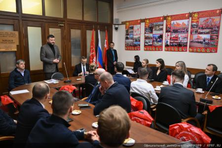 В Госдуме спортсменам вручили благодарственные письма и памятные награды от КПРФ