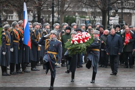 Коммунисты отметили годовщину начала контрнаступления советских войск под Москвой