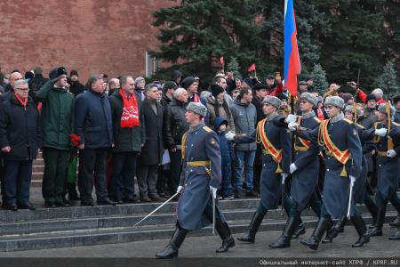 Коммунисты отметили годовщину начала контрнаступления советских войск под Москвой