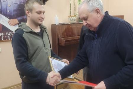 Смоленская область. Общественные активисты удостоены благодарности за помощь гвардейцам