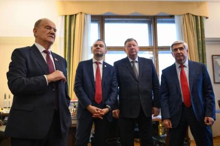 Г.А. Зюганов поздравил шахматистов спортклуба КПРФ с яркими победами в уходящем 2025 году
