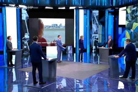 Дмитрий Новиков на Первом канале о противоречиях США и ЕС и о том, что давление на левые силы в Европе означает отсутствие демократии