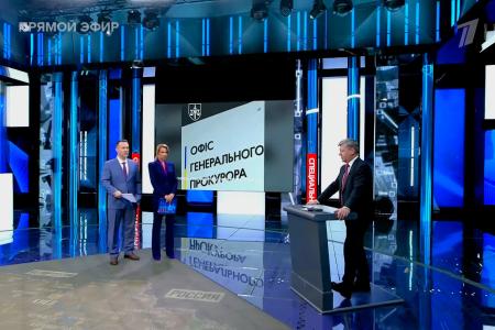 Дмитрий Новиков на Первом канале о противоречиях США и ЕС и о том, что давление на левые силы в Европе означает отсутствие демократии