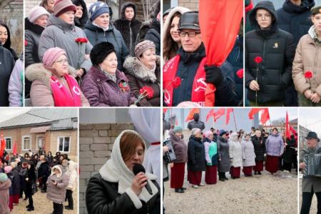 В райцентре Ровенского района Саратовской области установили бюсты В.И. Ленина и И.В. Сталина