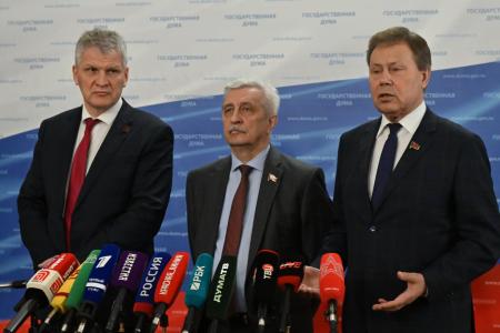 А.В. Куринный, Н.В. Арефьев и Н.И. Осадчий выступили перед журналистами в Госдуме