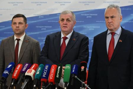 Итоги 2025 года с депутатами Госдумы Н.В. Коломейцевым, Е.И. Бессоновым и О.А. Михайловым