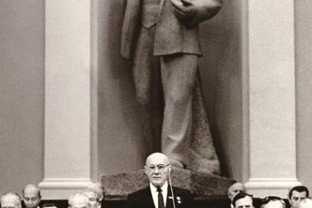 Поэт – президент РСФСР: 115 лет со дня рождения Николая Матвеевича Грибачёва