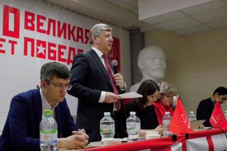 Дмитрий Новиков принял участие в акции солидарности с Венесуэлой
