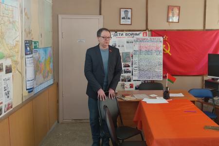 Депутат-коммунист Саратовской областной Думы Денис Буланов провёл встречу с членами общественной организации «Дети войны»