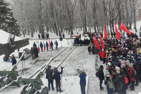 Коммунисты почтили память защитников и освободителей Великого Новгорода