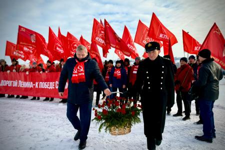 Нижегородские коммунисты почтили память Владимира Ильича Ленина
