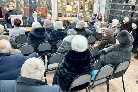 Первый секретарь Тульского обкома партии Алексей Лебедев встретился с партийным активом Ефремовсого района
