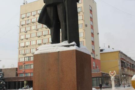 Ленин жив! И живы его идеи! В Брянской области почтили память В.И. Ленина