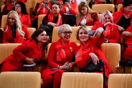 Нина Останина: Вчера на Красном балу мы чествовали прекрасных женщин — надежду России