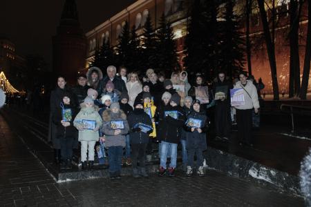 Казбек Тайсаев: «КПРФ продолжает добрую традицию новогодних праздников для детей из Донбасса»