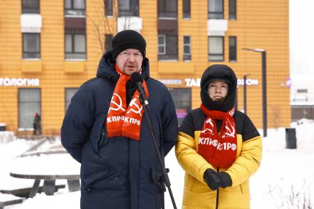 Москва. Жители района Текстильщики говорят “нет” барьерам