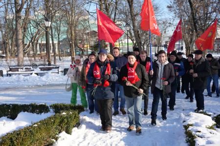 В День памяти В.И. Ленина коммунисты и сторонники партии организовали возложение цветов в городах и районах Кубани