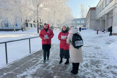 Ульяновский обком КПРФ поздравил студентов