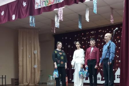 Сергей Гаврилов: «Новогодние подарки – юным белгородцам и детям войны»