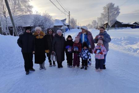 Тюменская область. В Уватском районе администрация пыталась сорвать проведение новогодних утренников КПРФ для детей