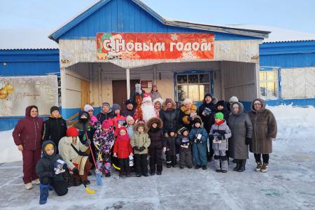 Тюменская область. В Уватском районе администрация пыталась сорвать проведение новогодних утренников КПРФ для детей