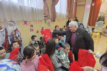 В единстве с народом Донбасса