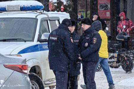 Ивановские коммунисты возложили цветы к памятнику Ленину в 102-ю годовщину его памяти