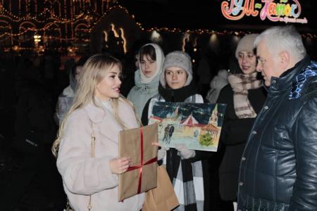 Казбек Тайсаев: «КПРФ продолжает добрую традицию новогодних праздников для детей из Донбасса»
