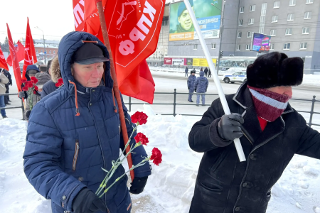 Жители Томской области отдали дань памяти В.И.Ленину