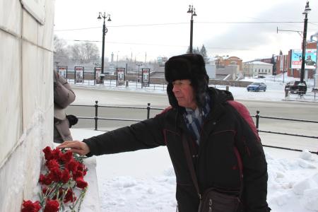 Жители Томской области отдали дань памяти В.И.Ленину