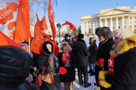 В Тюмени активисты и сторонники КПРФ почтили памяти В.И. Ленина