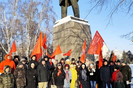 В Тюмени активисты и сторонники КПРФ почтили памяти В.И. Ленина