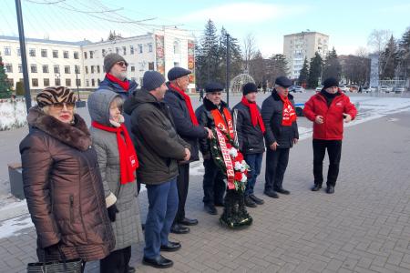 Ленин с нами: в Карачаево-Черкесии почтили память В.И. Ленина