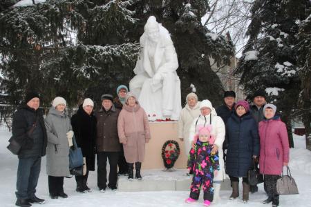 Коммунисты Пензенской области почтили память В. И. Ленина
