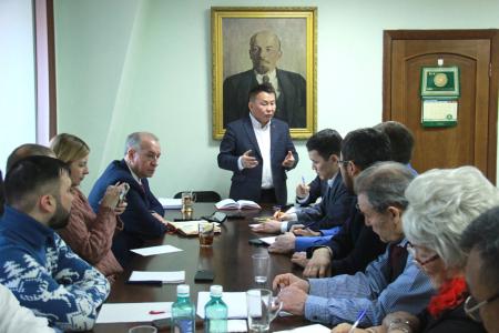 Сергей Левченко встретился с коммунистами Якутии