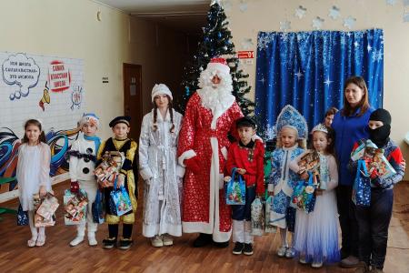 Сергей Гаврилов: «Новогодние подарки – юным белгородцам и детям войны»